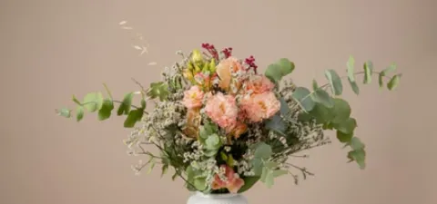 Как правильно подрезать цветы?