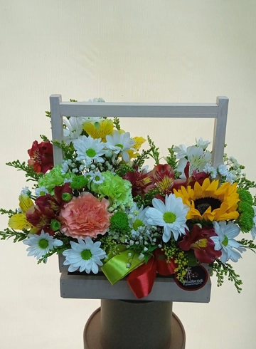 Композиция &laquo;Солнечный день&raquo; от интернет-магазина цветов в 