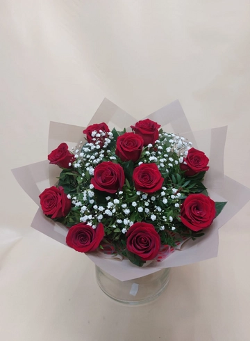 Букет из красных роз «Бархат» от интернет-магазина цветов в 