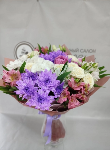 Сборный букет &laquo; Джазовый вальс&raquo; от интернет-магазина цветов в 