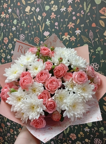 Сборный букет &laquo;Букет для любимой&raquo; от интернет-магазина цветов в 