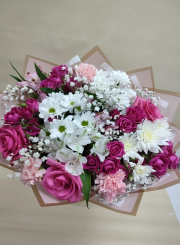 Сборный букет &laquo;Букет Красоты&raquo; от интернет-магазина цветов в 