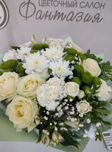 Сборный букет &laquo;Белоснежное сияние&raquo; от интернет-магазина цветов в 