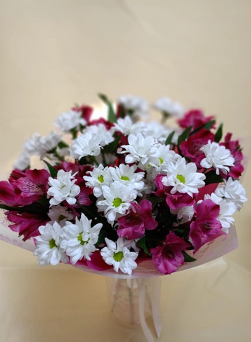 Сборный букет &laquo;Аура&raquo; от интернет-магазина цветов в 