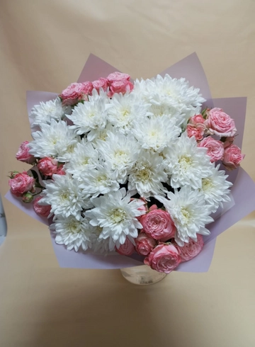 Сборный букет &laquo;Радость&raquo; от интернет-магазина цветов в 