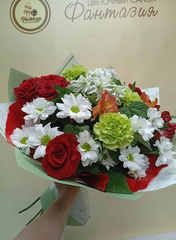 Сборный букет &laquo;5 оттенков любви&raquo; от интернет-магазина цветов в 