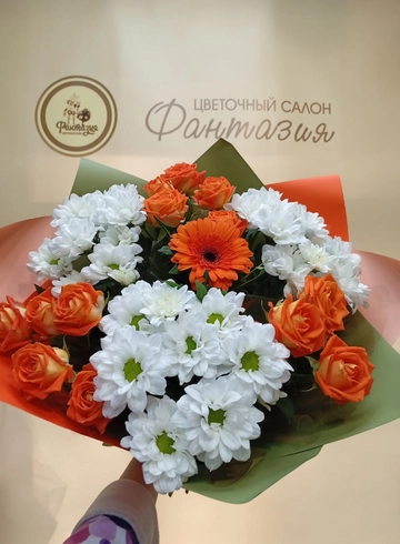 Сборный букет &laquo;Тепло осени&raquo; от интернет-магазина цветов в 