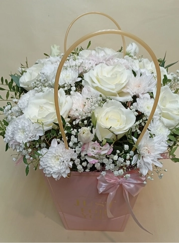 Композиция &laquo;Магическая красота&raquo; от интернет-магазина цветов в 