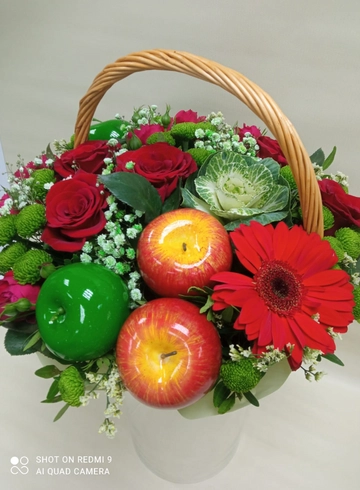 Композиция &laquo;Осенний натюрморт&raquo; от интернет-магазина цветов в 