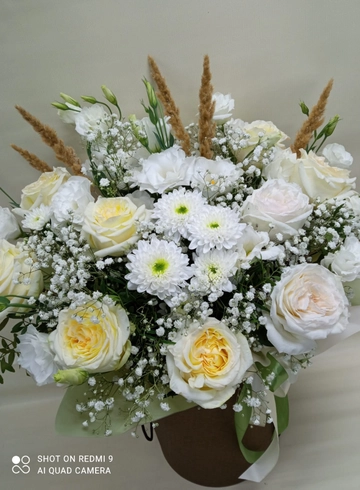 Композиция &laquo;Классика&raquo; от интернет-магазина цветов в 