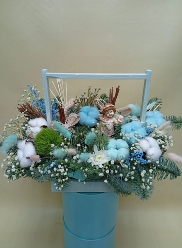 Композиция &laquo;Зимнее очарование&raquo; от интернет-магазина цветов в 