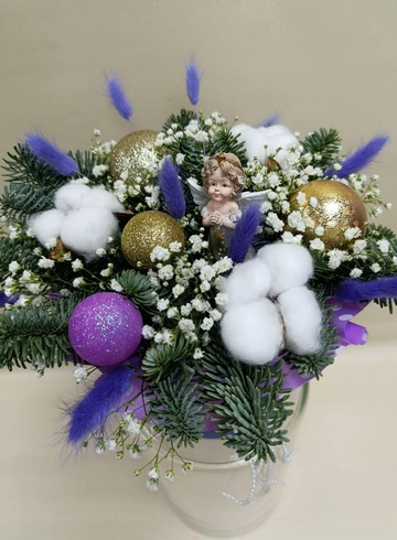 Композиция &laquo;Путешествие в зиму&raquo; от интернет-магазина цветов в 